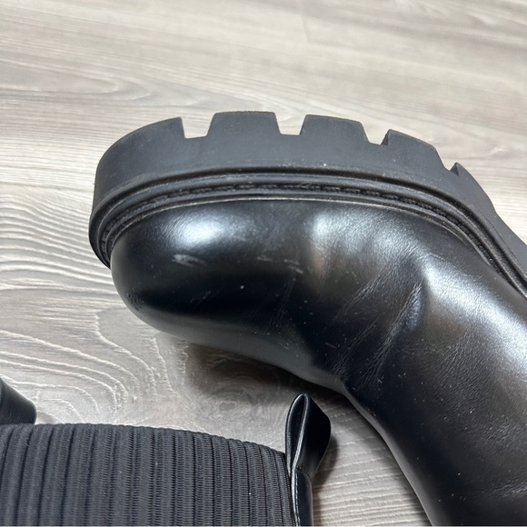 ZARA Black Platform Lug Sole Boots Chunky Pull-On Ankle Booties Size 8 - Picture 4 of 5